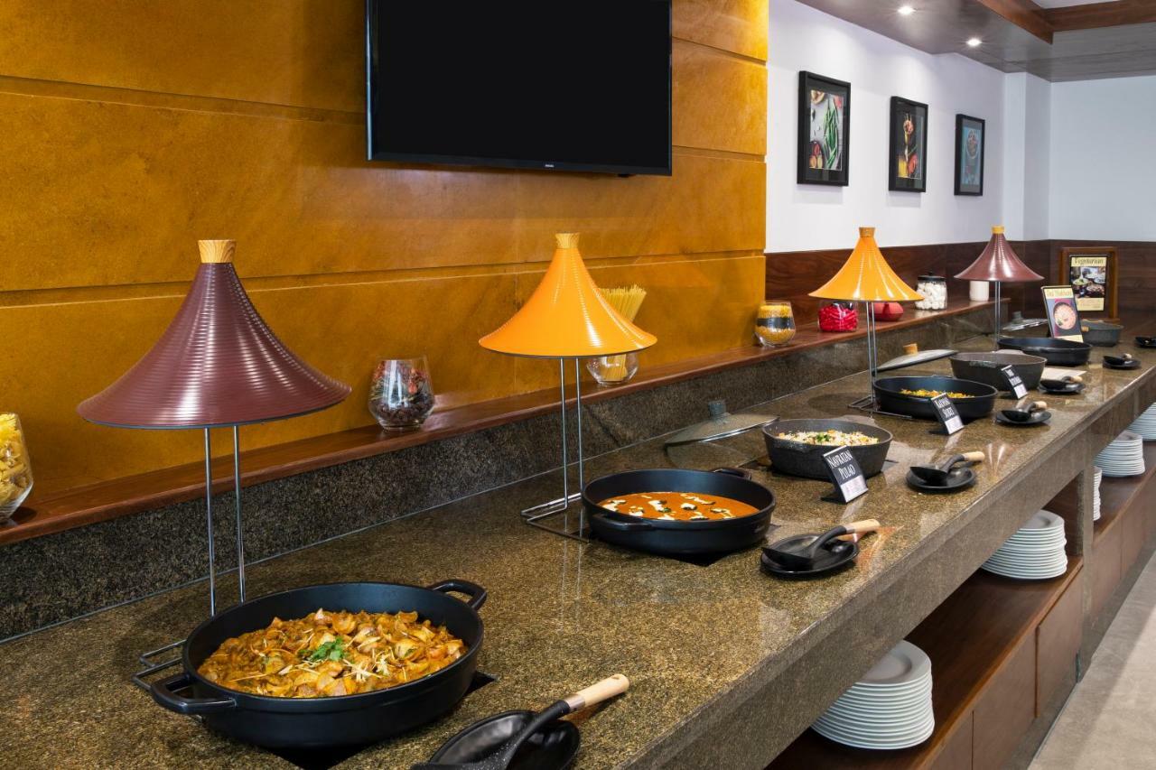Regenta Central Cassia Zirakpur Chandigarh Exteriér fotografie