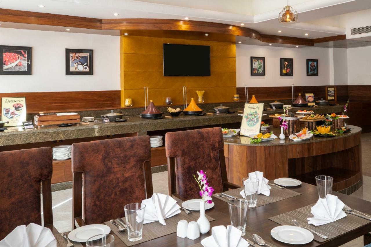 Regenta Central Cassia Zirakpur Chandigarh Exteriér fotografie