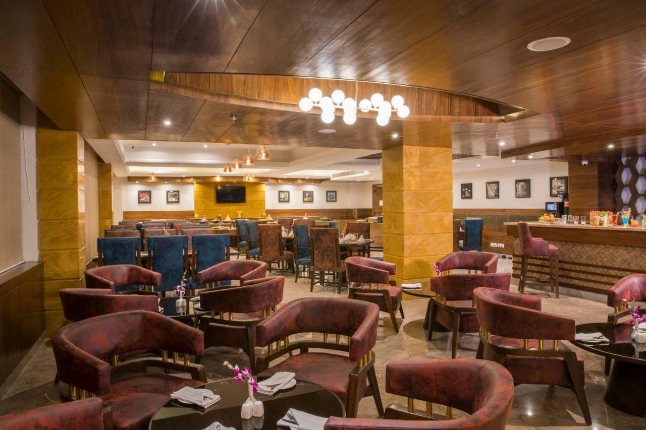 Regenta Central Cassia Zirakpur Chandigarh Exteriér fotografie