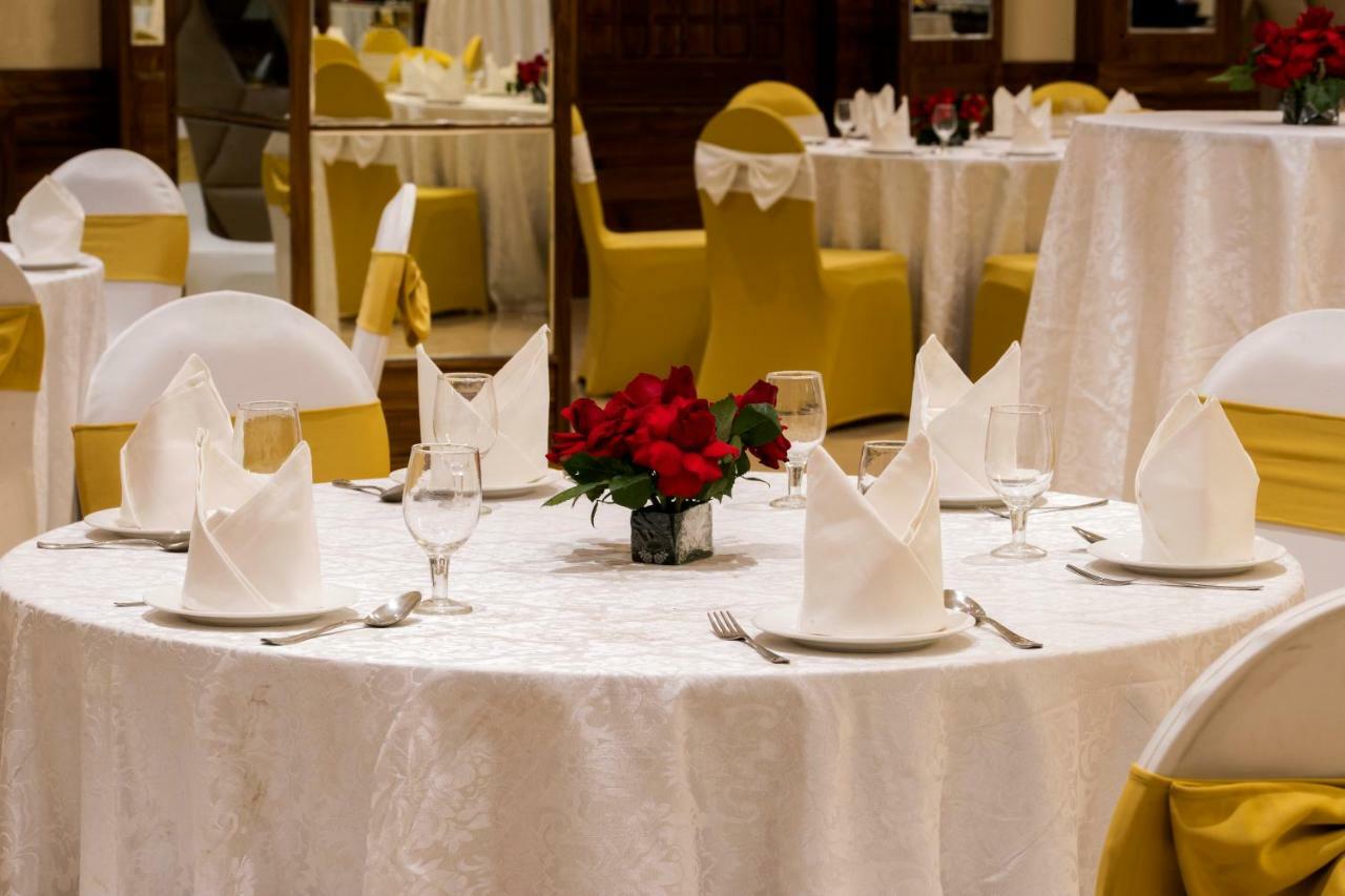 Regenta Central Cassia Zirakpur Chandigarh Exteriér fotografie