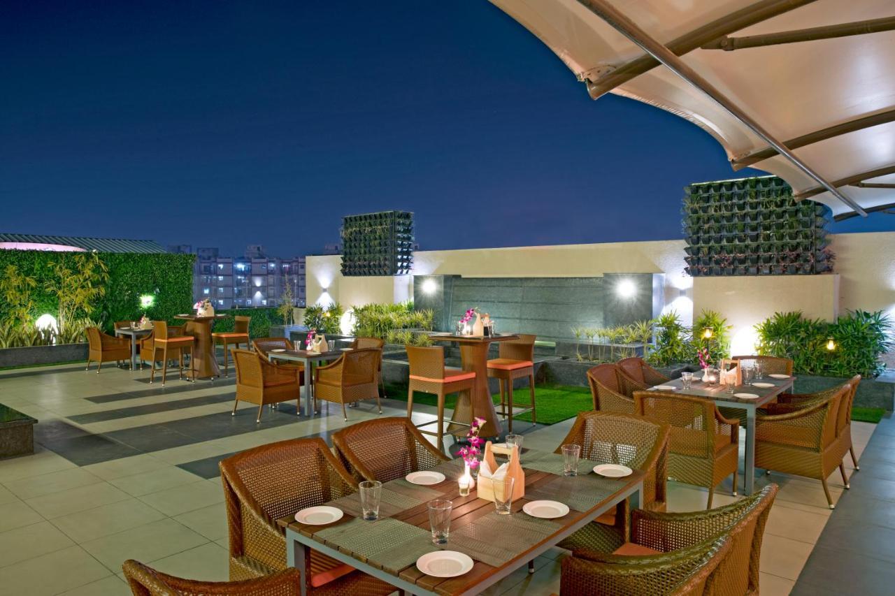 Regenta Central Cassia Zirakpur Chandigarh Exteriér fotografie