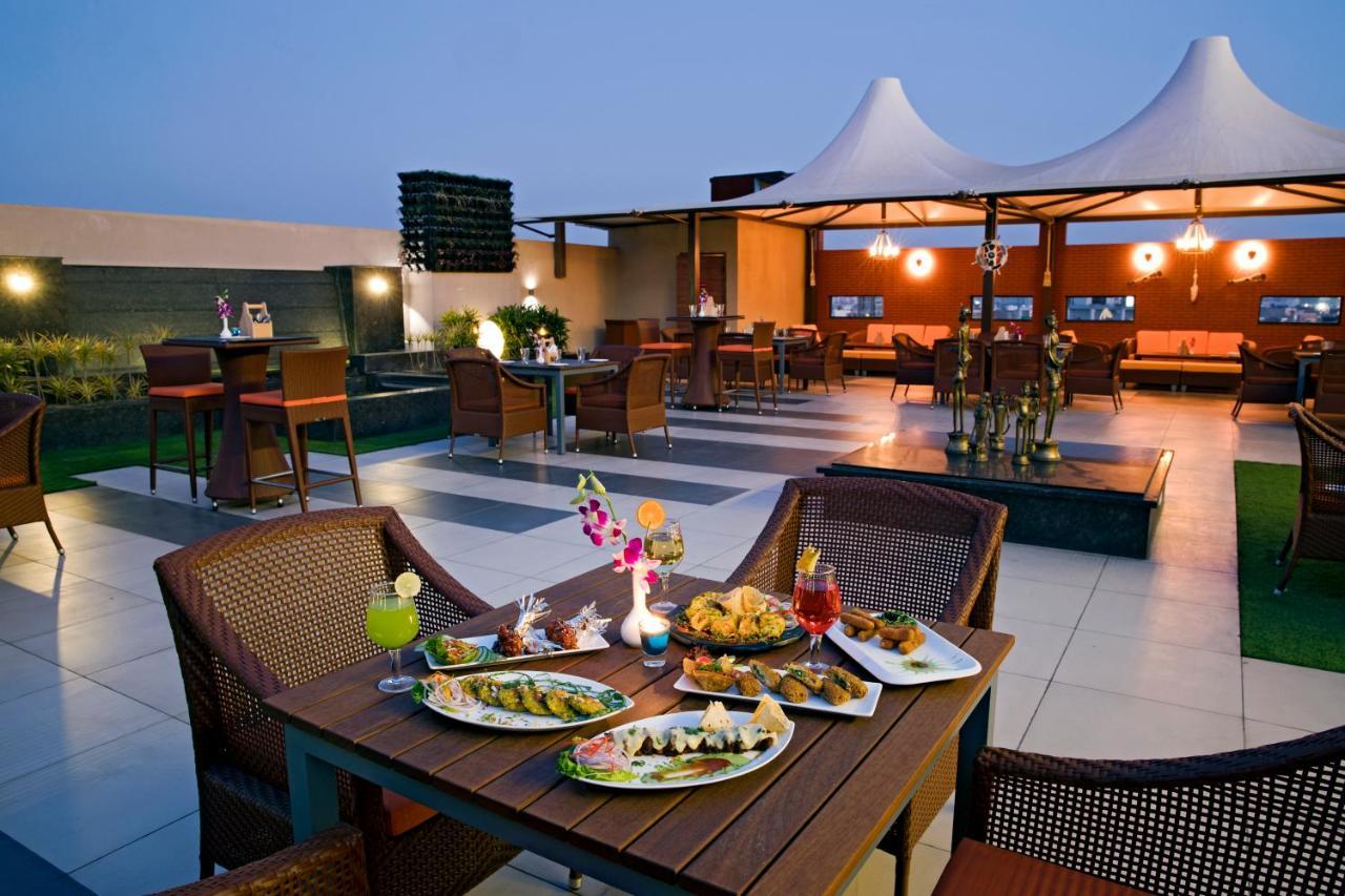 Regenta Central Cassia Zirakpur Chandigarh Exteriér fotografie